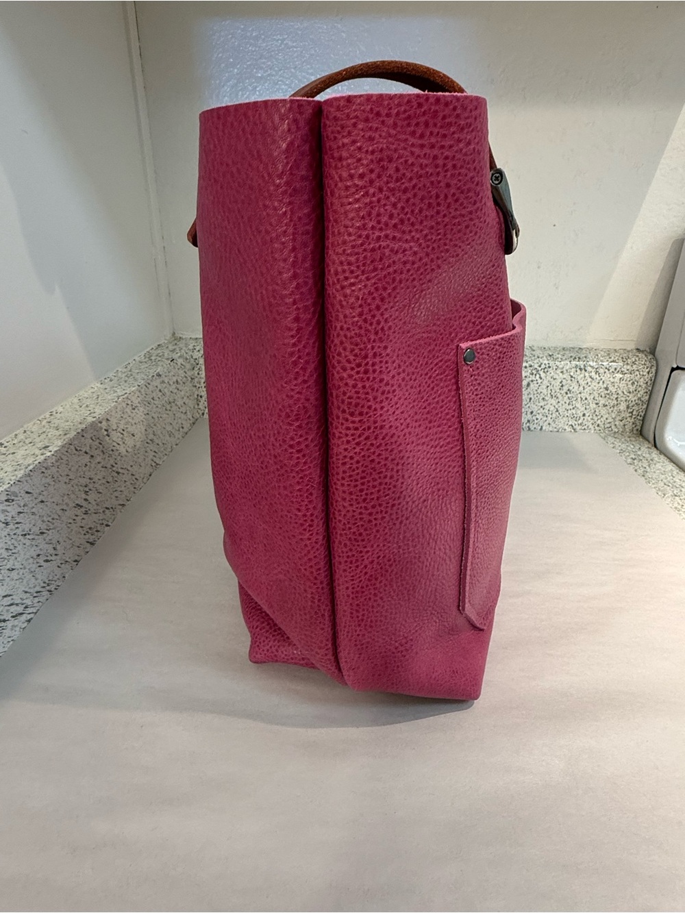 Stylish Pink Tote Bag with Burgundy Handles - Picture 3 of 6